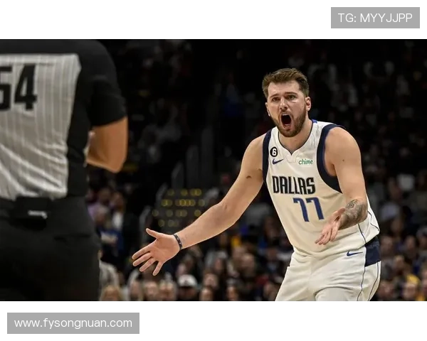 [流言板]好大哥！欧文：东契奇会无辜地受人攻击，我会尽全力保护他50亮640回复.